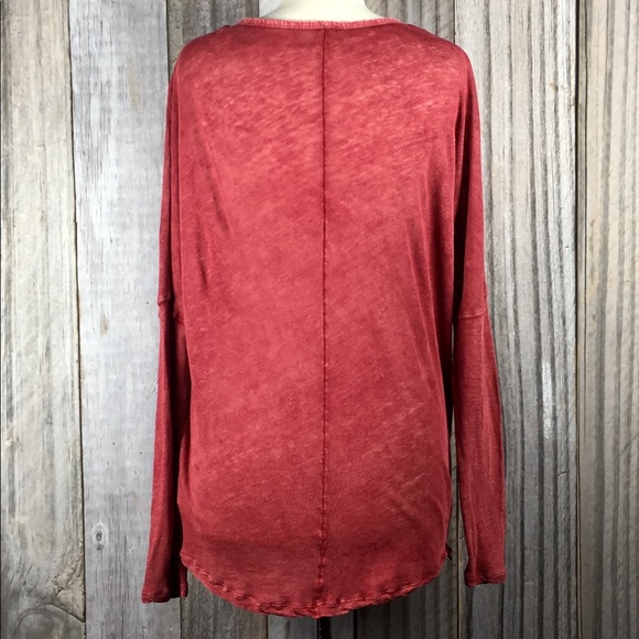 *SOLD* NWOT FREE PEOPLE Santa Cruz Henley Top - Picture 4 of 4